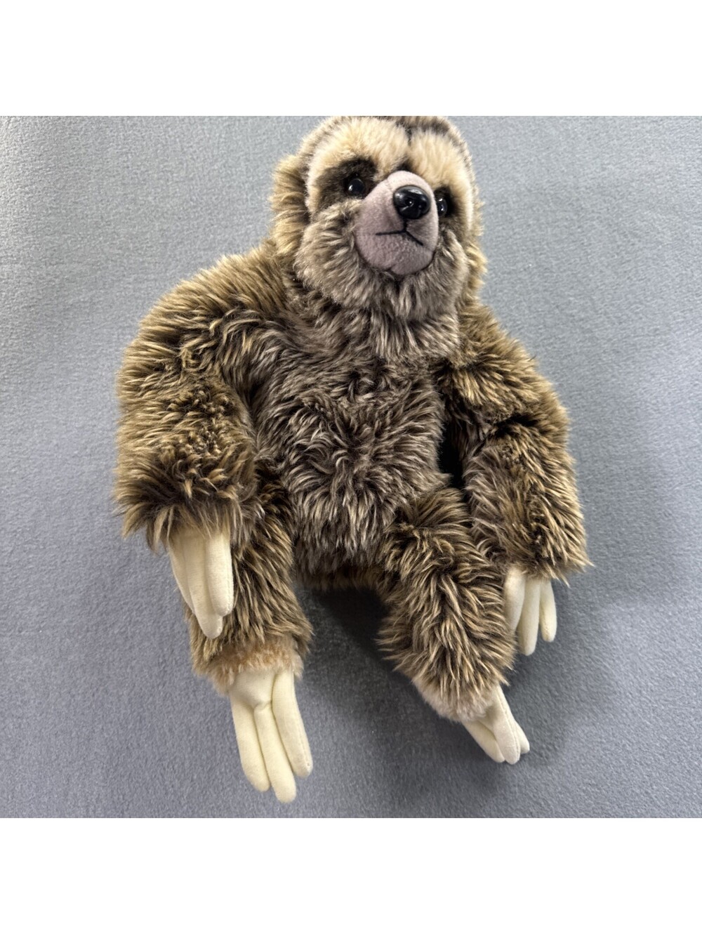 F.A.O Schwarz Three Toed Sloth Soft Plush Toy EUC Beanbag Bottom Sit Up